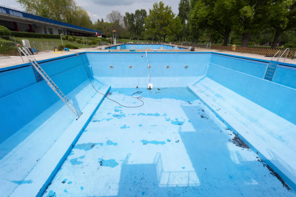 Best Sewage cleanup and water damage restoration  in Roslyn Estates, NY